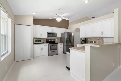 6563 Kings Creek Terrace, Boynton Beach, FL 33437 - Photo 8