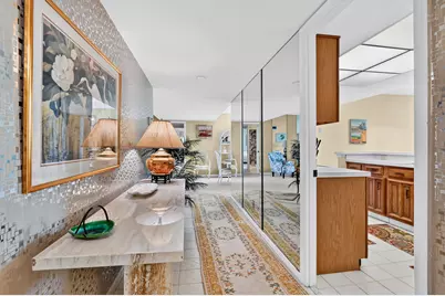 5188 Woodland Lakes Drive #332, Palm Beach Gardens, FL 33418 - Photo 2