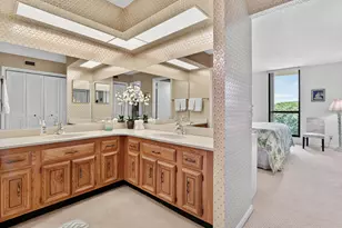 5188 Woodland Lakes Dr, Palm Beach Gardens, FL 33418 - Photo 16