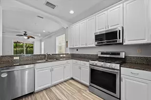 603 Castle Dr, Palm Beach Gardens, FL 33410 - Photo 4
