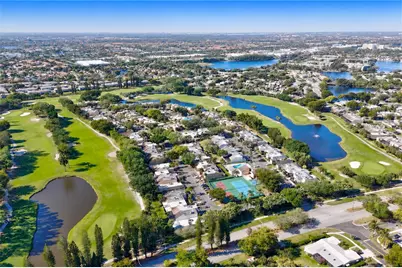 1391 E Golfview Drive #1391, Pembroke Pines, FL 33026 - Photo 2