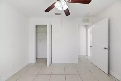 201 SW Amesbury Avenue, Port Saint Lucie, FL 34953 - Photo 16
