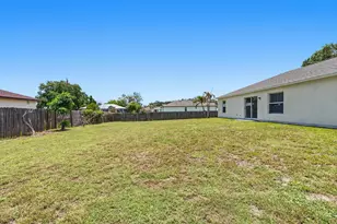 201 SW Amesbury Ave, Port Saint Lucie, FL 34953 - Photo 30