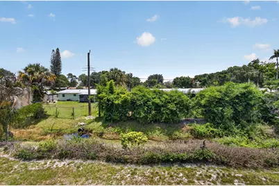 708 SW Gardens Boulevard, Palm City, FL 34990 - Photo 22