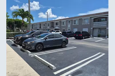 7211 NW 174th Terrace #203, Hialeah, FL 33015 - Photo 2