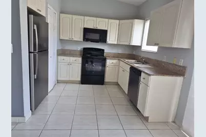 7211 NW 174th Terrace #203, Hialeah, FL 33015 - Photo 10