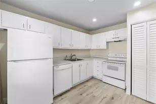 21542 Juego Cir, Boca Raton, FL 33433 - Photo 4