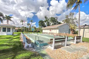 320 Horizons, Boynton Beach, FL 33435 - Photo 22