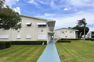 320 Horizons, Boynton Beach, FL 33435 - Photo 16