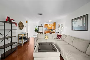 2621 Barkley Dr W, West Palm Beach, FL 33415 - Photo 4