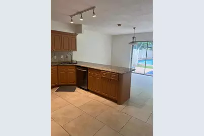 8586 NW 23rd Manor #W, Coral Springs, FL 33065 - Photo 10