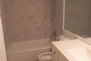 577 SW 111th Ln, Pembroke Pines, FL 33025 - Photo 16