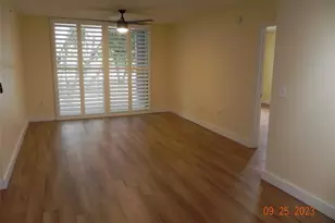 577 SW 111th Ln, Pembroke Pines, FL 33025 - Photo 6