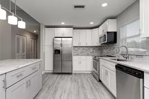 7000 NW 107th Ave, Tamarac, FL 33321 - Photo 10