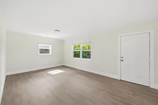 353 Wickline Blvd, Lantana, FL 33462 - Photo 10