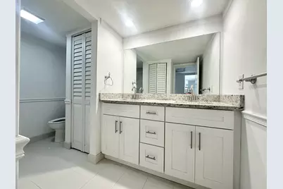173 Lake Arbor Drive, Palm Springs, FL 33461 - Photo 24