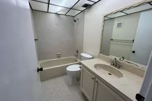 3301 NW 47th Terrace, Lauderdale Lakes, FL 33319 - Photo 8