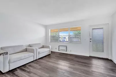 211 Sheffield I, West Palm Beach, FL 33417 - Photo 4