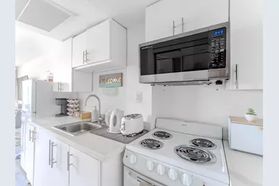 19201 Collins Avenue #1038, Sunny Isles Beach, FL 33160 - Photo 8