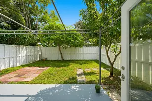 8417 NW 40th Ct, Sunrise, FL 33351 - Photo 14