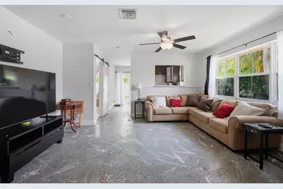 8417 NW 40th Court, Sunrise, FL 33351 - Photo 8