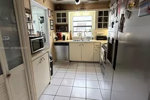 1020 SW 81st Terrace, North Lauderdale, FL 33068 - Photo 14