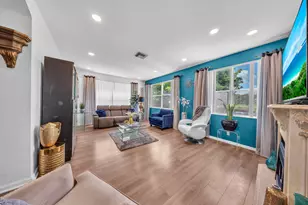726 Gazetta Way, West Palm Beach, FL 33413 - Photo 4