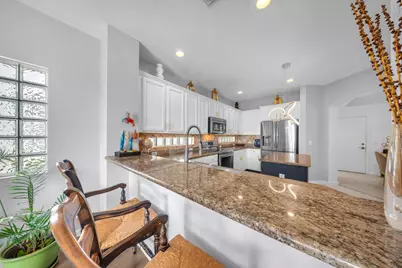 726 Gazetta Way, West Palm Beach, FL 33413 - Photo 14