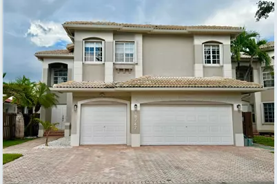 10747 NW 70th Terrace, Doral, FL 33178 - Photo 1