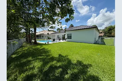 15515 Whispering Willow Drive, Wellington, FL 33414 - Photo 6