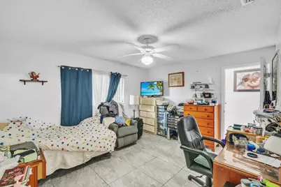 5775 W Fernley Dr Drive W #76, West Palm Beach, FL 33415 - Photo 32