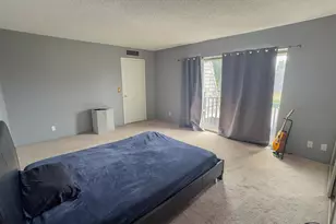 407 Arabian Rd, Palm Springs, FL 33461 - Photo 10