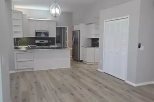 18756 Cape Sable Dr, Boca Raton, FL 33498 - Photo 6
