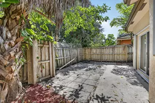 1445 SW 11th Pl, Fort Lauderdale, FL 33315 - Photo 38