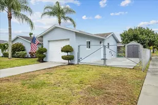 6579 Country Wood Way, Delray Beach, FL 33484 - Photo 2