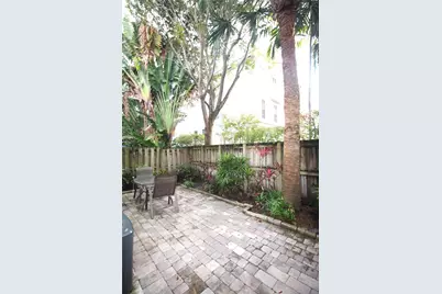 820 NE 28th Street #2, Wilton Manors, FL 33334 - Photo 2