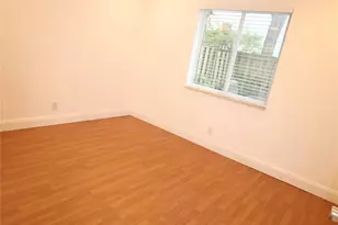 820 NE 28th St, Wilton Manors, FL 33334 - Photo 16