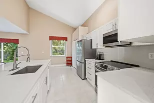 306 NW 115th Way, Coral Springs, FL 33071 - Photo 12