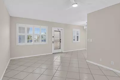 3057 Yarmouth C, Boca Raton, FL 33434 - Photo 10