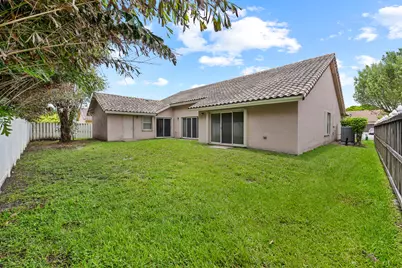 16146 NW 14th Court, Pembroke Pines, FL 33028 - Photo 32