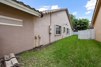 16146 NW 14th Court, Pembroke Pines, FL 33028 - Photo 30