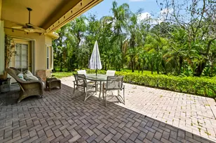 1488 SE Legacy Cove Cir, Stuart, FL 34997 - Photo 18