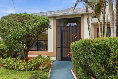 383 SE Whitmore Drive, Port Saint Lucie, FL 34984 - Photo 8