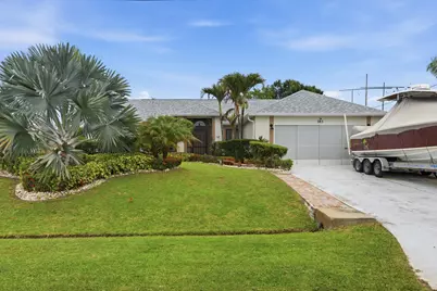 383 SE Whitmore Drive, Port Saint Lucie, FL 34984 - Photo 2