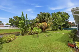 383 SE Whitmore Dr, Port Saint Lucie, FL 34984 - Photo 44
