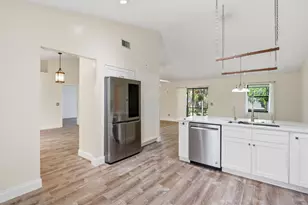 383 SE Whitmore Dr, Port Saint Lucie, FL 34984 - Photo 22