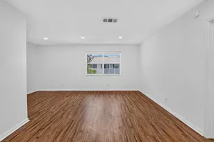 298 SW 6th St, Boca Raton, FL 33432 - Photo 4