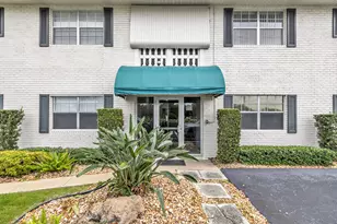 298 SW 6th St, Boca Raton, FL 33432 - Photo 2