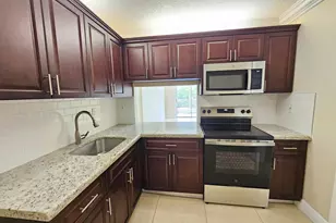 2562 Garden Dr N, Lake Worth Beach, FL 33461 - Photo 6