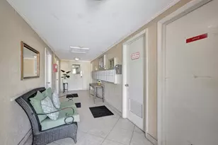 2400 NE 33rd Ave, Fort Lauderdale, FL 33305 - Photo 32